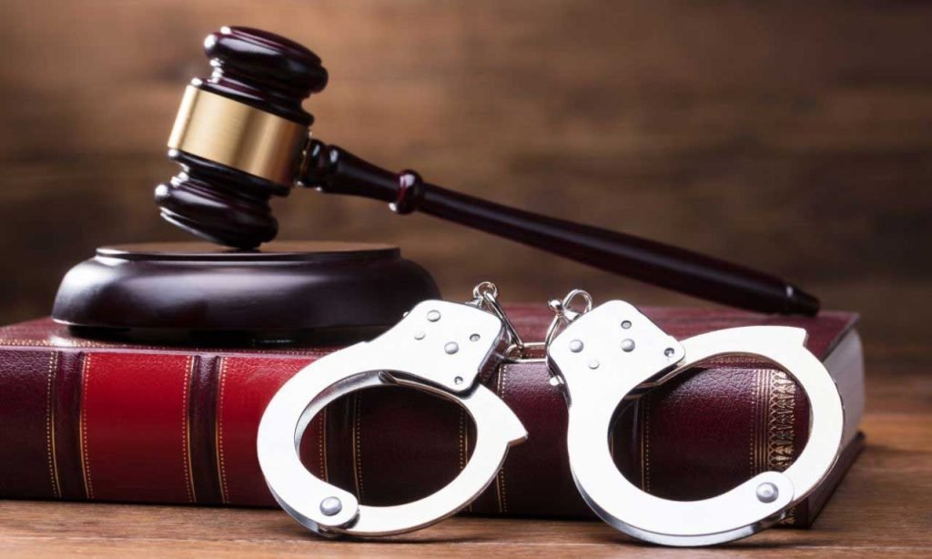 You are currently viewing Legal Strategies for Fighting Drug Distribution Charges