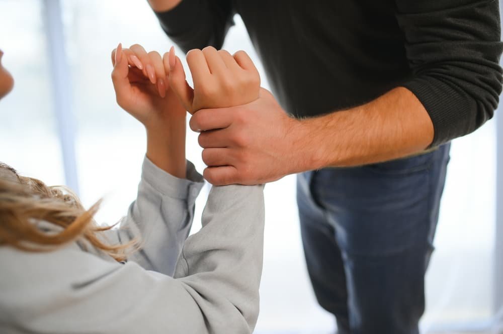 Read more about the article What to Do If You Are Falsely Accused of Family Violence